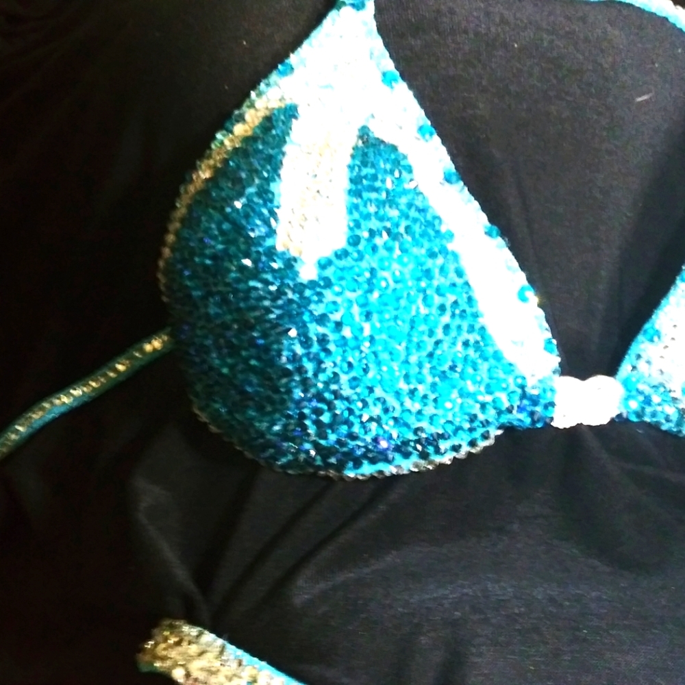 Competition Bikini - Picture 6 of 6